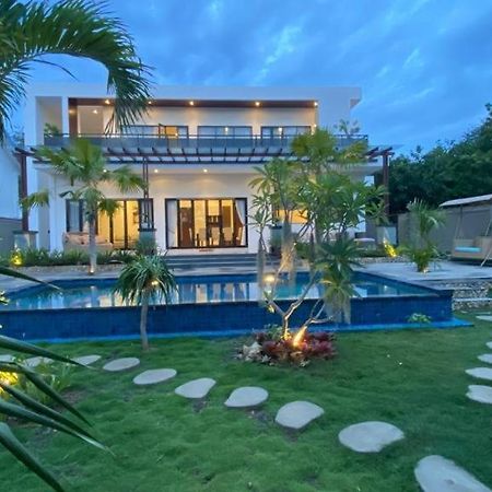 Villa Niang Ando Labuan Bajo Esterno foto