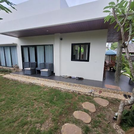 Villa Niang Ando Labuan Bajo Esterno foto